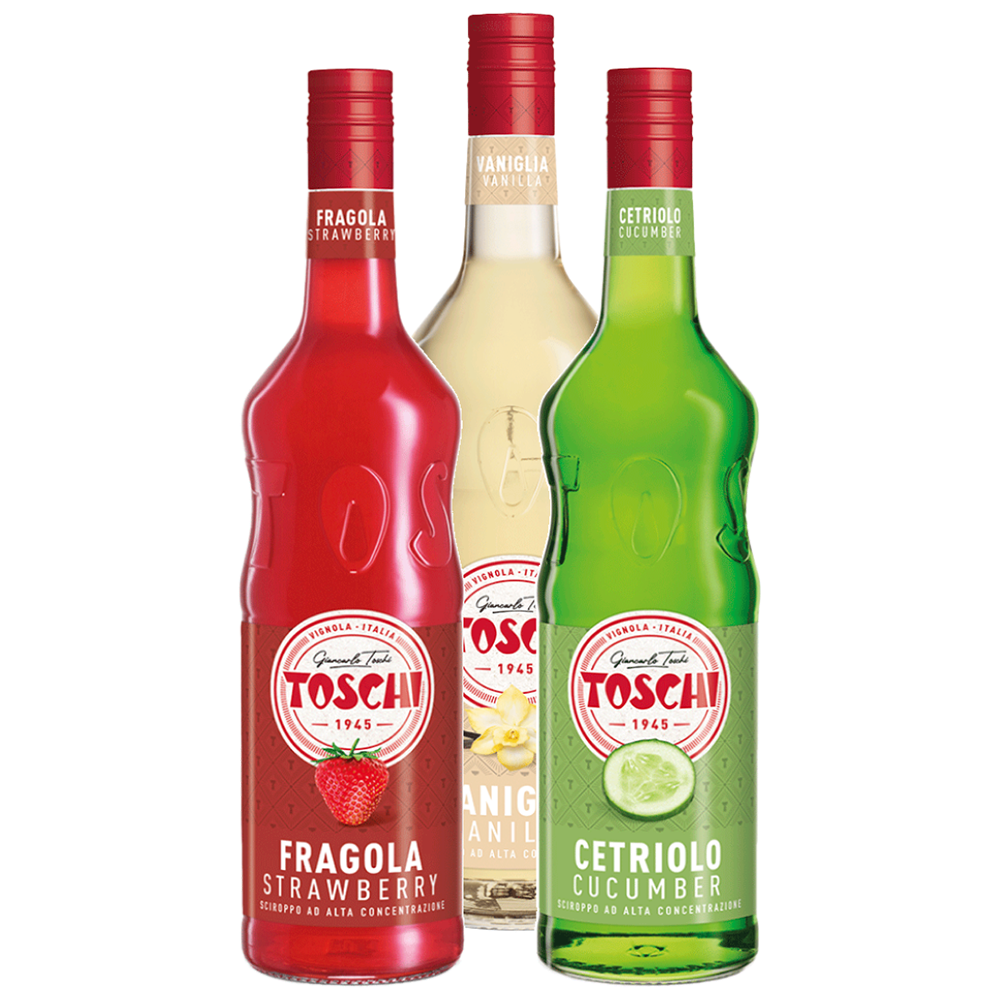 kit di 3 bottiglie di sciroppo toschi, una di sciroppo alla fragola, una di sciroppo alla vaniglia e una di sciroppo al cetriolo
